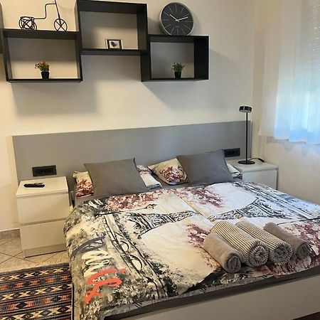 Lounge Appartment Luna Пореч Экстерьер фото
